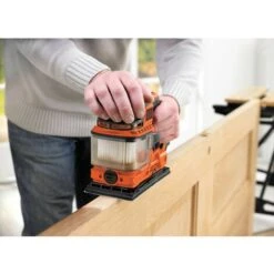 Black & Decker Ponceuse Vibrante 1/3 Feuille Filaire 270W BLACK+DECKER KA330EKA-QS 7 Black & Decker Ponceuse Vibrante 1/3 Feuille Filaire 270W BLACK+DECKER KA330EKA-QS -Magasin D'Outils Électriques 34600186 3