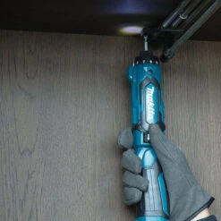 Tournevis à Batterie 7,2 V Li-Ion (2x1,5 Ah) 5,6 Nm - MAKITA DF012DSE -Magasin D'Outils Électriques 48925755 5