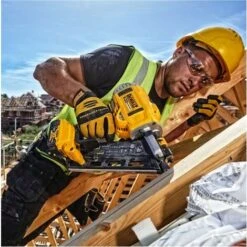 Cloueuse DeWALT DCN692P2K (2 X 5,0 Ah DCB115 DS400) 9 Cloueuse DeWALT DCN692P2K (2 X 5,0 Ah DCB115 DS400) -Magasin D'Outils Électriques 55887658 3