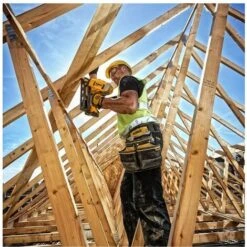 Cloueuse DeWALT DCN692P2K (2 X 5,0 Ah DCB115 DS400) 11 Cloueuse DeWALT DCN692P2K (2 X 5,0 Ah DCB115 DS400) -Magasin D'Outils Électriques 55887658 5