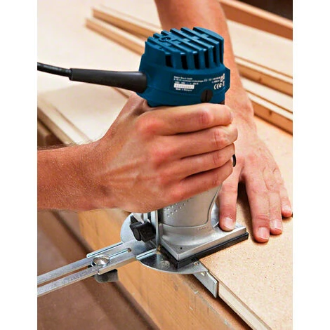 Affleureuse 600W BOSCH GKF 600 + Coffret De Transport- 060160A100 7 Affleureuse 600W BOSCH GKF 600 + Coffret De Transport- 060160A100 – Image 5