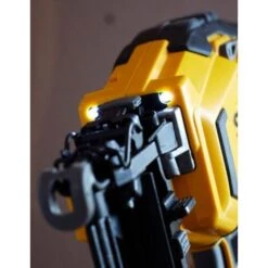 Cloueuse STANLEY FatMax SFMCN616B (Machine Seule) 10 Cloueuse STANLEY FatMax SFMCN616B (Machine Seule) -Magasin D'Outils Électriques 92439518 4